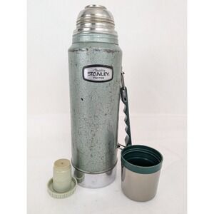 Vintage Aladdin Stanley Thermos A-944CH Quart  Construction Hunting Camping Used